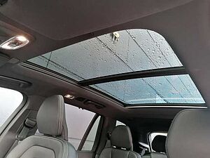 Volvo  B5 D AWD R-Design 7-Sitzer 360°, Pano uvm.