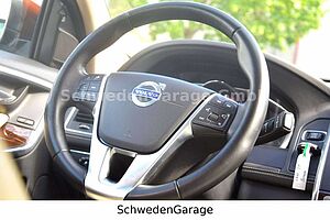 Volvo  D4 Summum 8-Gang Geartronic AHK