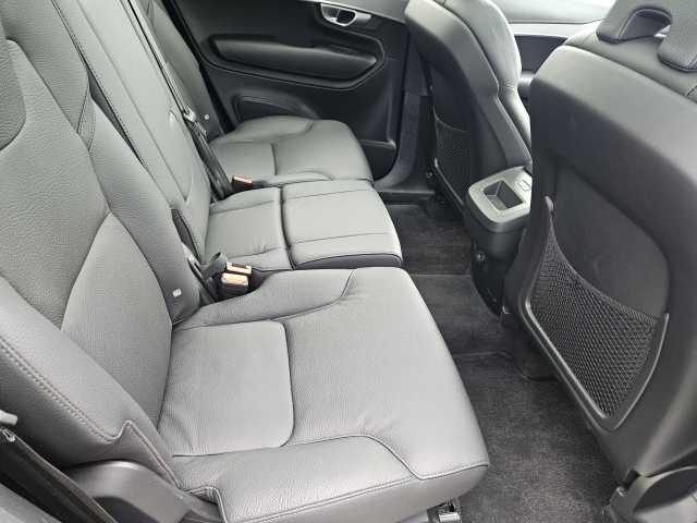 Volvo  B5 D AWD Plus Bright+AHK+360°+Pano+Standheizung