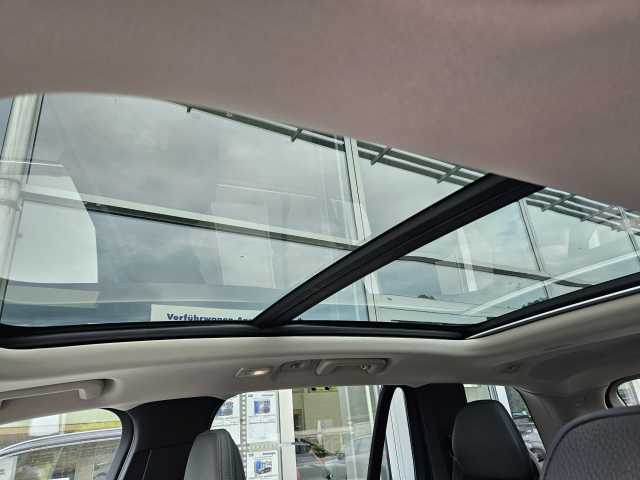 Volvo  B5 D AWD Plus Bright+AHK+360°+Pano+Standheizung