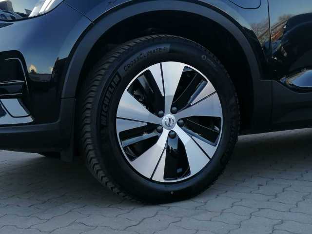 Volvo  T4 2WD Plus Dark Recharge