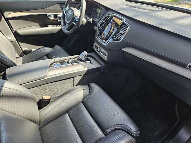 Volvo  T8 AWD  Inscription Edition+Head-Up+Massage+AHK