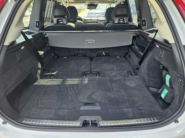 Volvo  T8 AWD  Inscription Edition+Head-Up+Massage+AHK