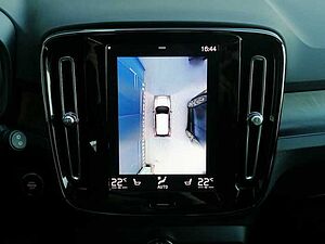 Volvo  T4 2WD Plus Dark Recharge