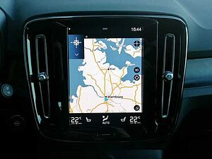Volvo  T4 2WD Plus Dark Recharge