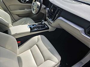 Volvo  T6 AWD Recharge Geartronic Inscription Expression