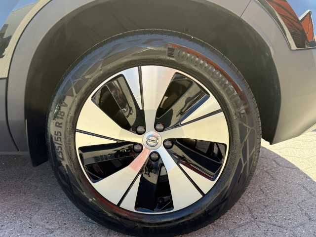 Volvo  B4 Core 2WD el. Sitze, Rückfahrkamera
