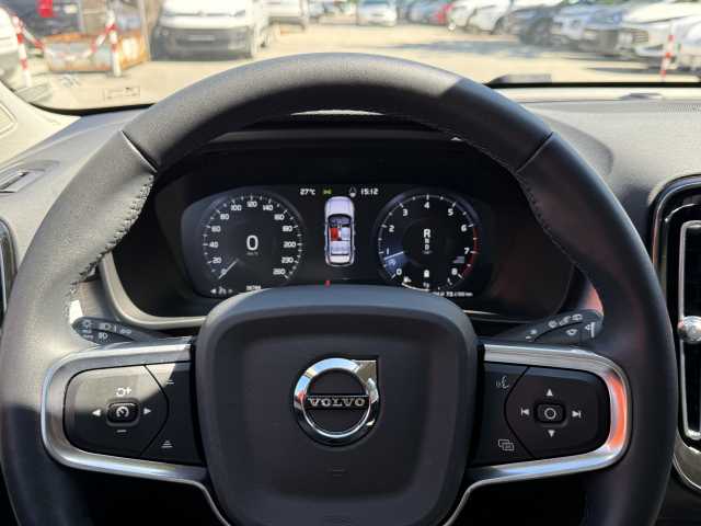 Volvo  B4 Core 2WD el. Sitze, Rückfahrkamera