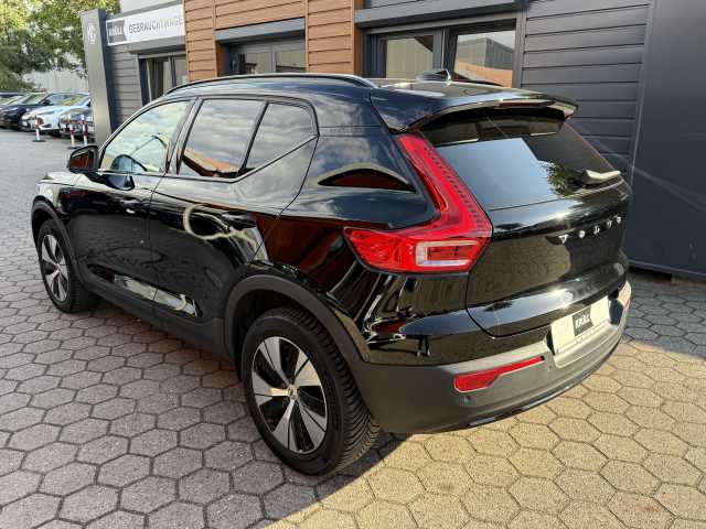 Volvo  Plus Dark Recharge Plug-In Hybrid 2WD