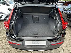 Volvo  P6 Pure Electric Core Recharge DAB+