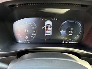 Volvo  Core Recharge Plug-In Hybrid 2WD, Fernlichtassistent, RFK