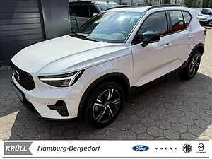 Volvo  T2 Plus Dark 2WD, 360 Grad Kamera, AHK, Panoramadach, H&K