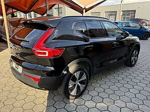 Volvo  Plus Dark Recharge Plug-In Hybrid 2WD