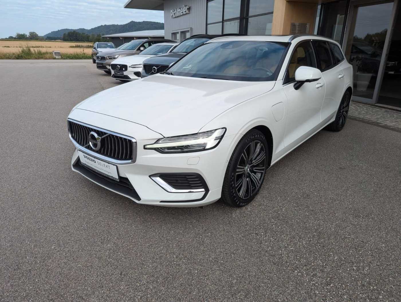 Volvo  V60 T6 TWIN ENGINE AWD Automatikgetriebe (223+65kW/303+87PS)  Inscription