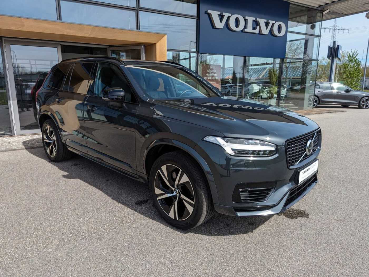 Volvo  XC90 Recharge R-Design Expression, T8 AWD Plug-in Hybrid