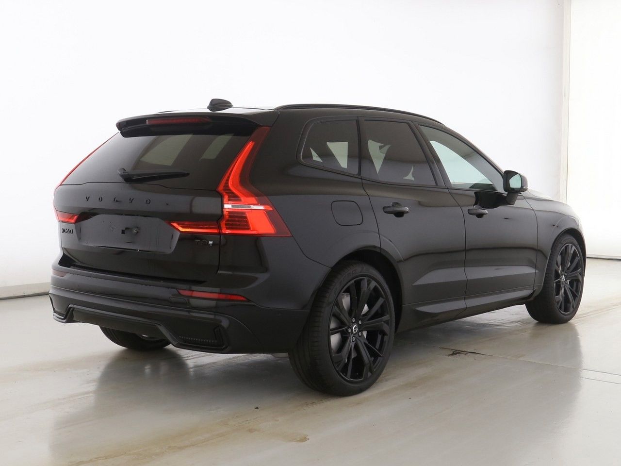 Volvo  T8 Ultra Black Edition