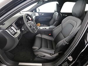 Volvo  T8 Ultra Black Edition