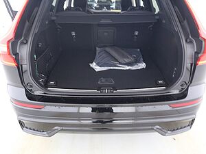 Volvo  T8 Ultra Black Edition