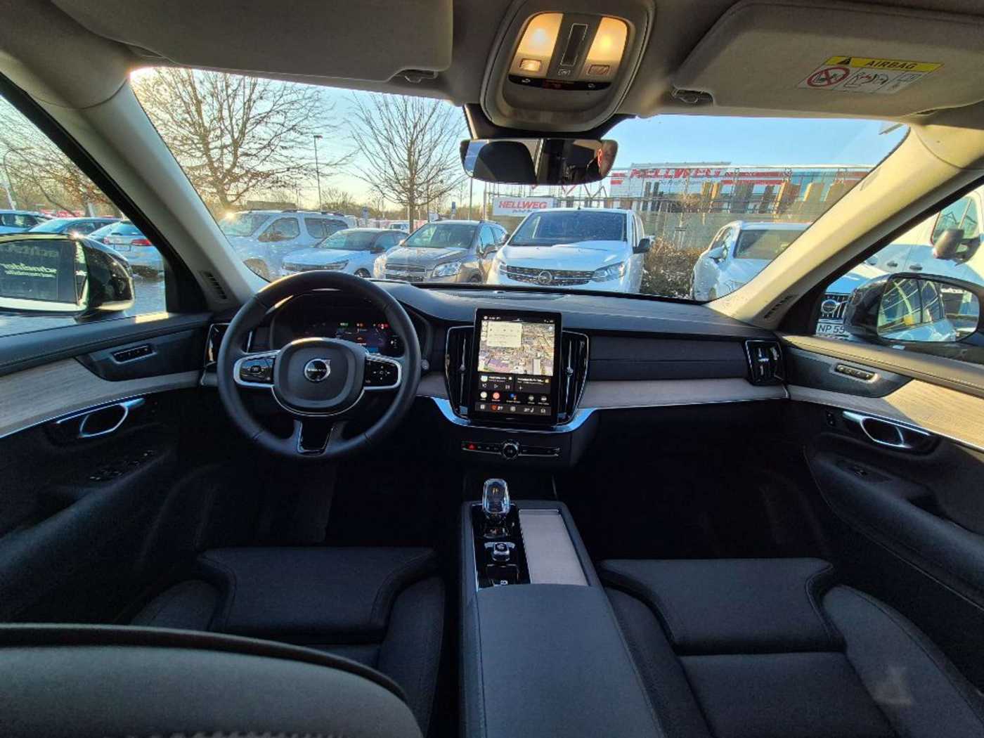 Volvo  T8 AWD Plus Dark+NEUES MODELL+Luft+HUD
