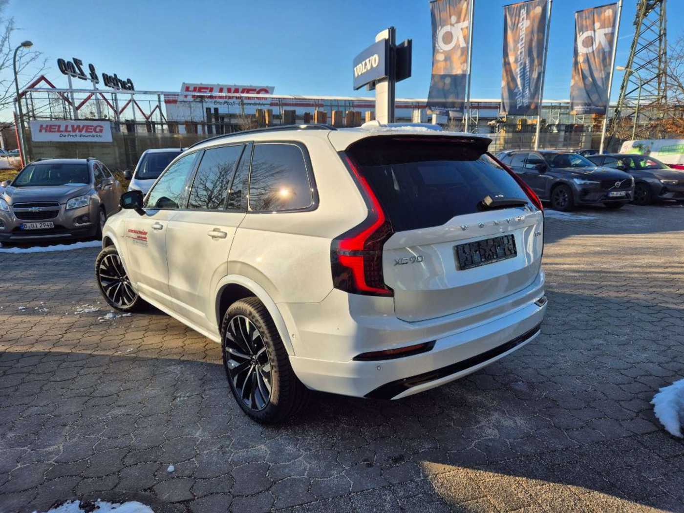 Volvo  T8 AWD Plus Dark+NEUES MODELL+Luft+HUD