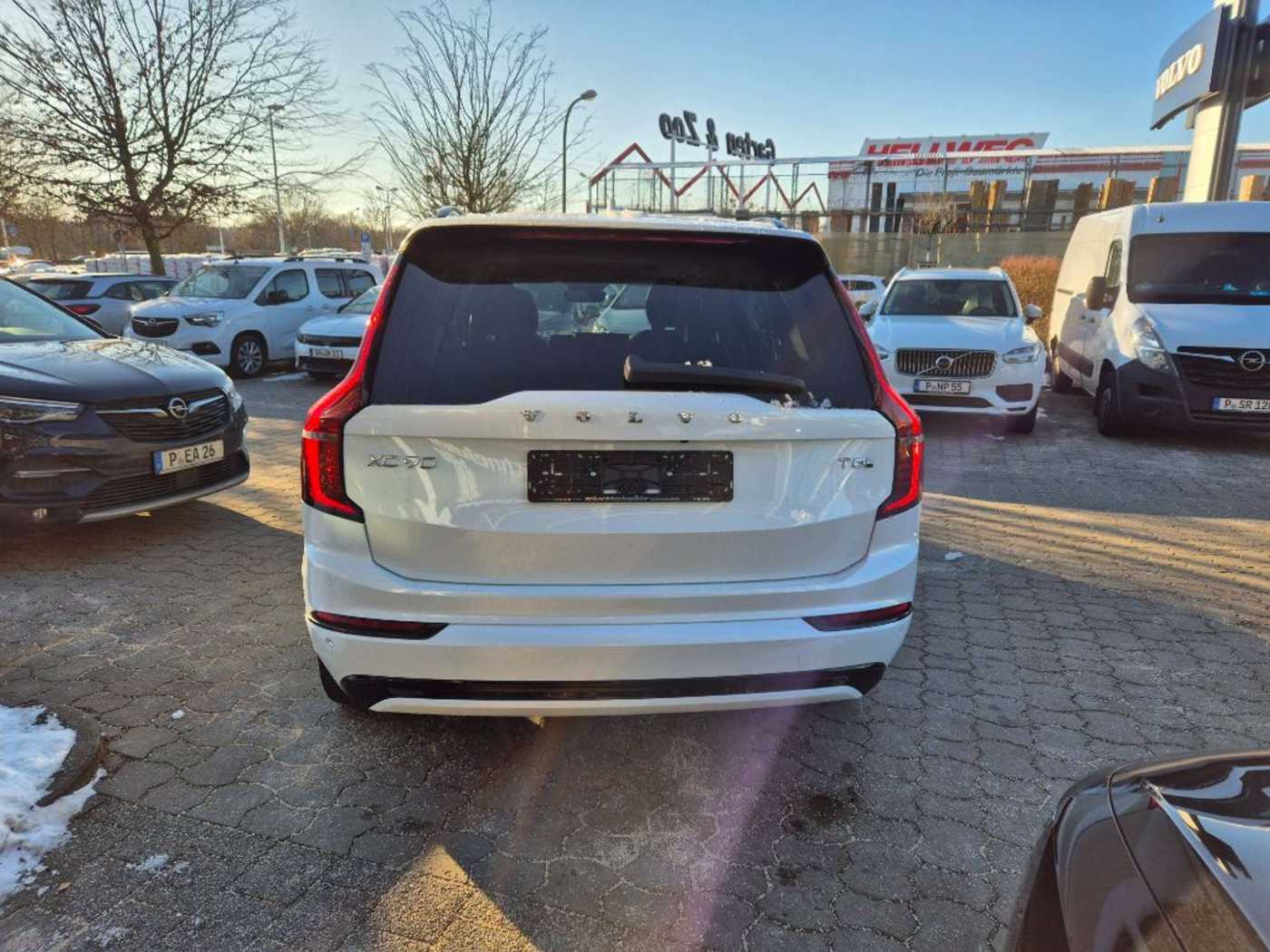 Volvo  T8 AWD Plus Dark+NEUES MODELL+Luft+HUD