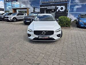 Volvo  B4 B DKG Plus Dark+BusinessPak+360°Kam