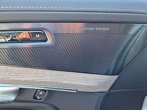 Volvo  T8 AWD Plus Dark+NEUES MODELL+Luft+HUD