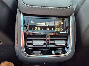 Volvo  T8 AWD Plus Dark+NEUES MODELL+Luft+HUD
