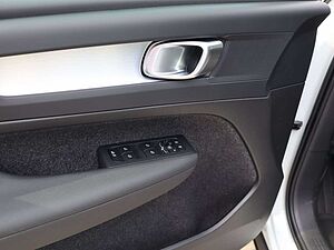 Volvo  B3 B DKG Core+Fahrerassist. +Allwetter+