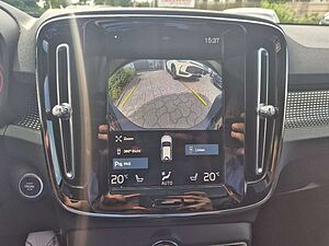 Volvo  B4 B Geartr. R-Design+ACC+Panorama+19Zoll
