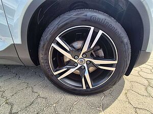 Volvo  B4 B Geartr. R-Design+ACC+Panorama+19Zoll