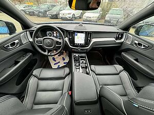 Volvo  XC60 T8 AWD R-Design+Luft+Xenium-Pro+B&W+360+