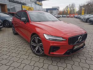 Volvo  T8 AWD Recharge R-Design+Harman+AHK+19-Zoll+