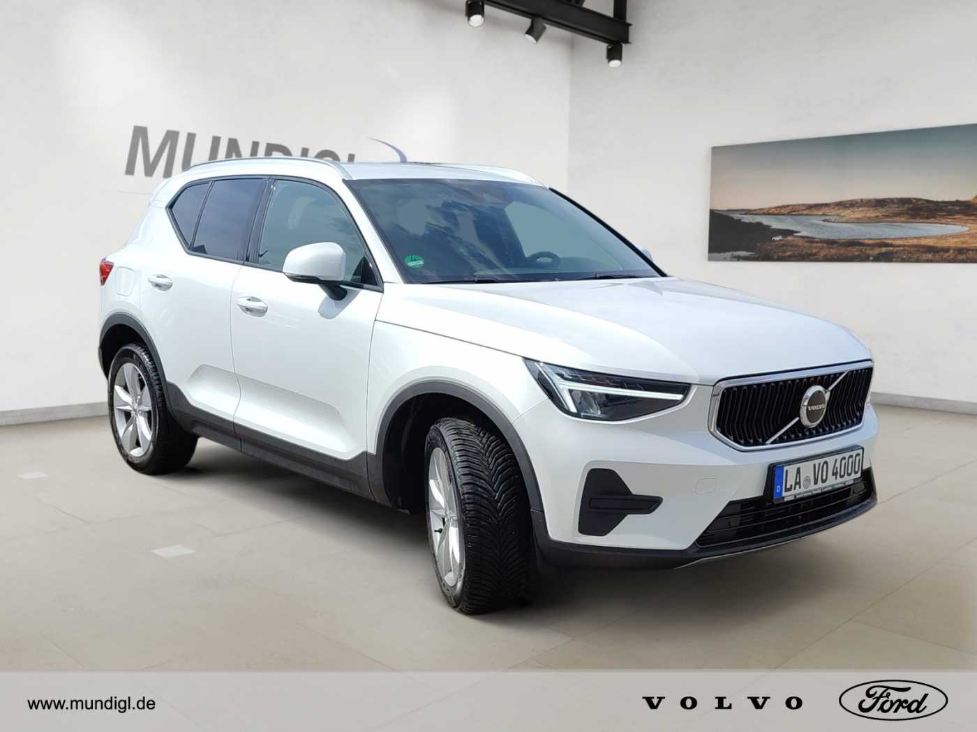 Volvo  XC40 Core, T2 Automatikgetriebe, Benzin