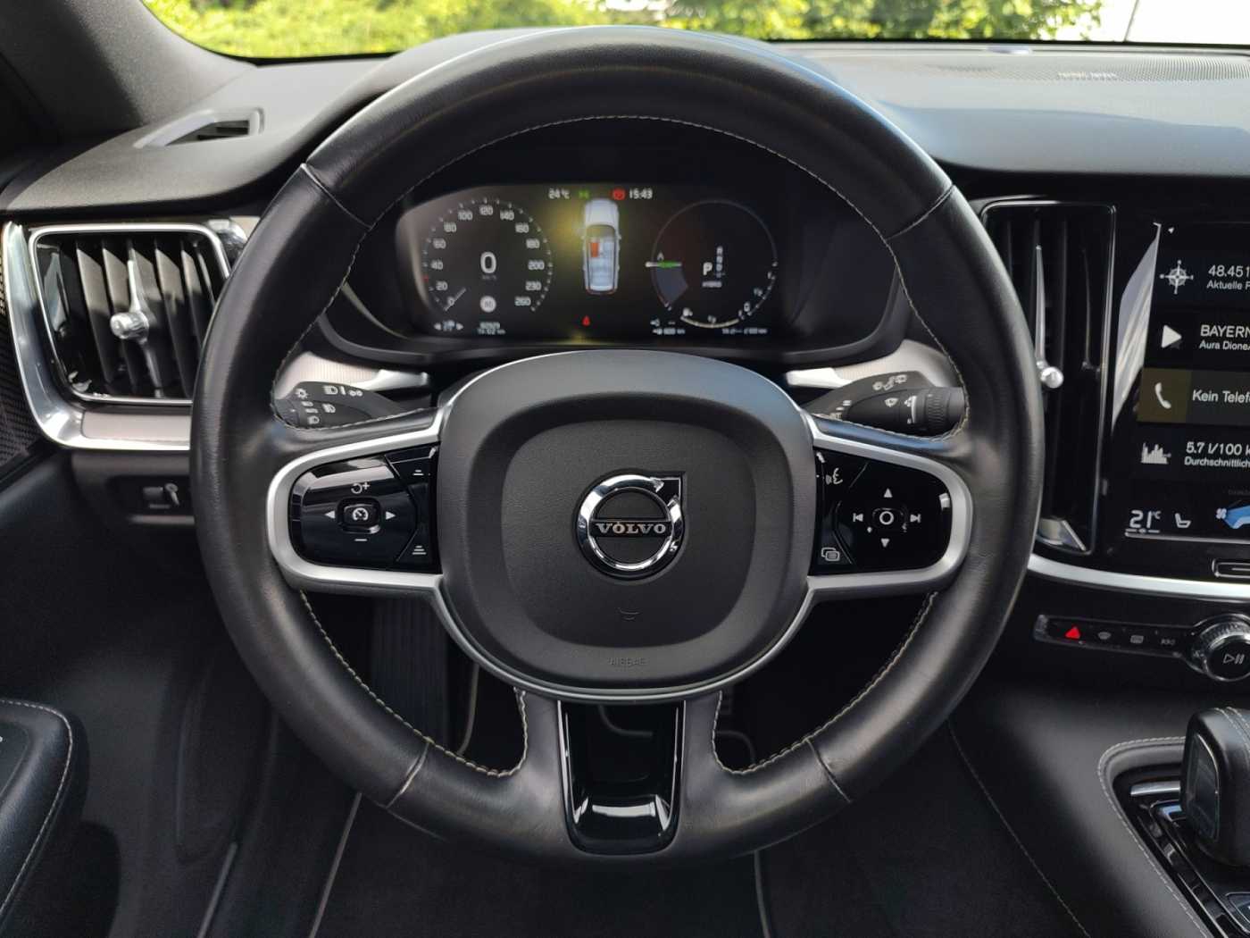 Volvo  R-Design PHEV LEDER, NAVI, AHK, RFK, Sitzbel. ,Klimaaut. ,SHZ, LRH, .