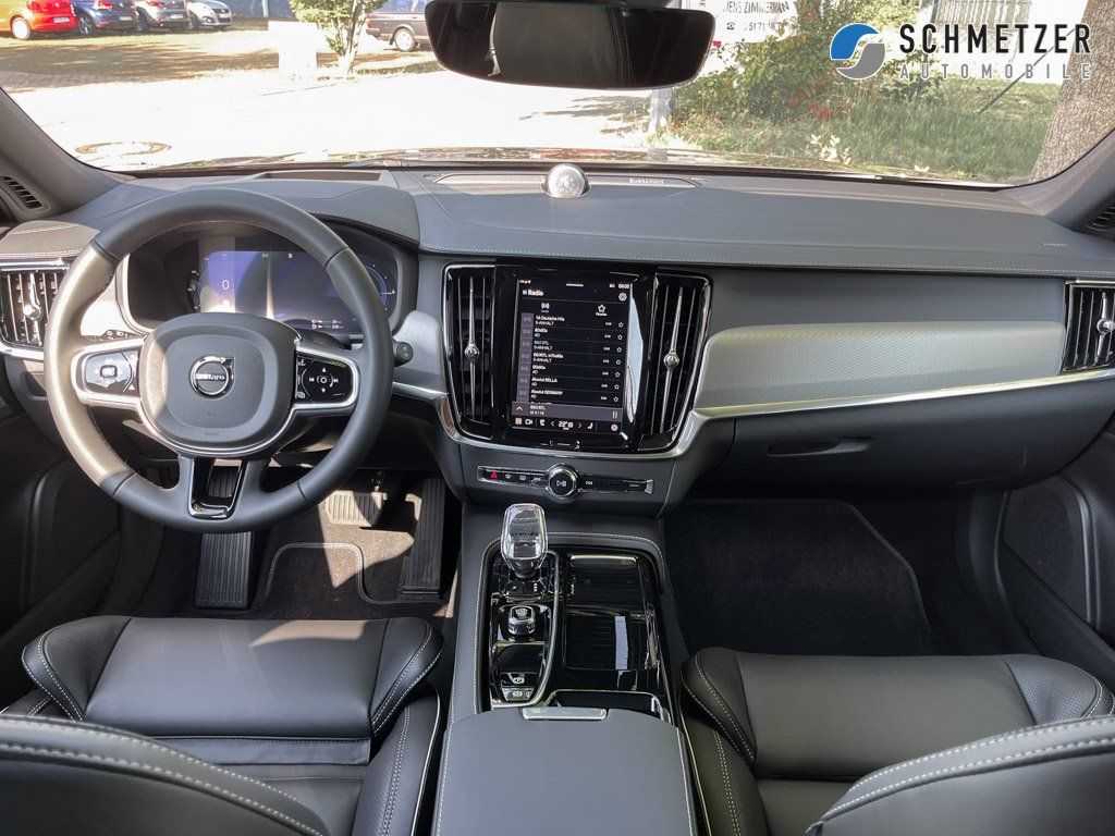 Volvo  +T8+AWD+Plug-in+Ultra Dark+360°Kam+Lenkradhzg