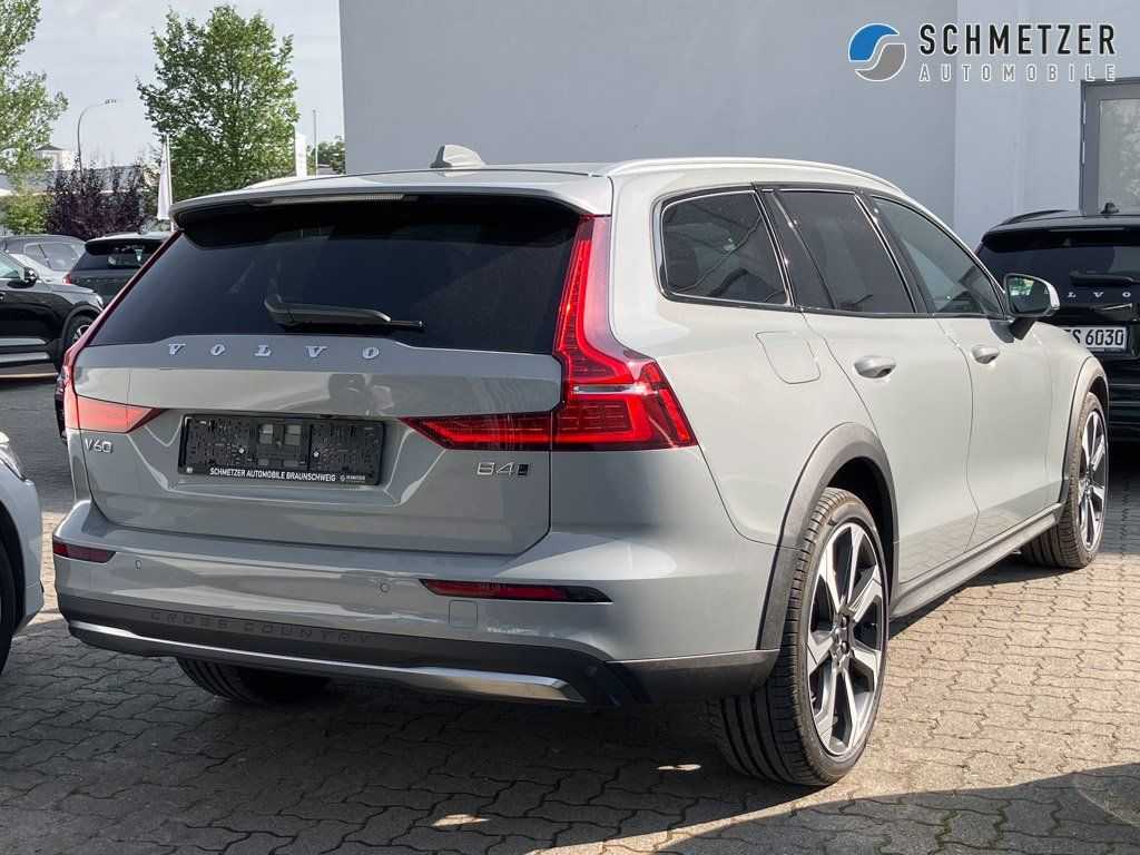 Volvo  +CC+B4+AWD+GT+D+Voll-LED+Head-up+Klima4Zonen+