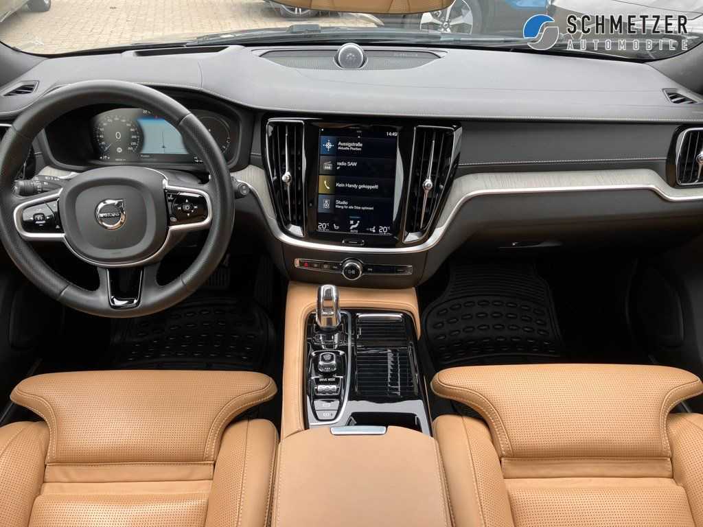 Volvo  +T8+AWD+TwinEngine+Inscription+Pano+LED+Navi+