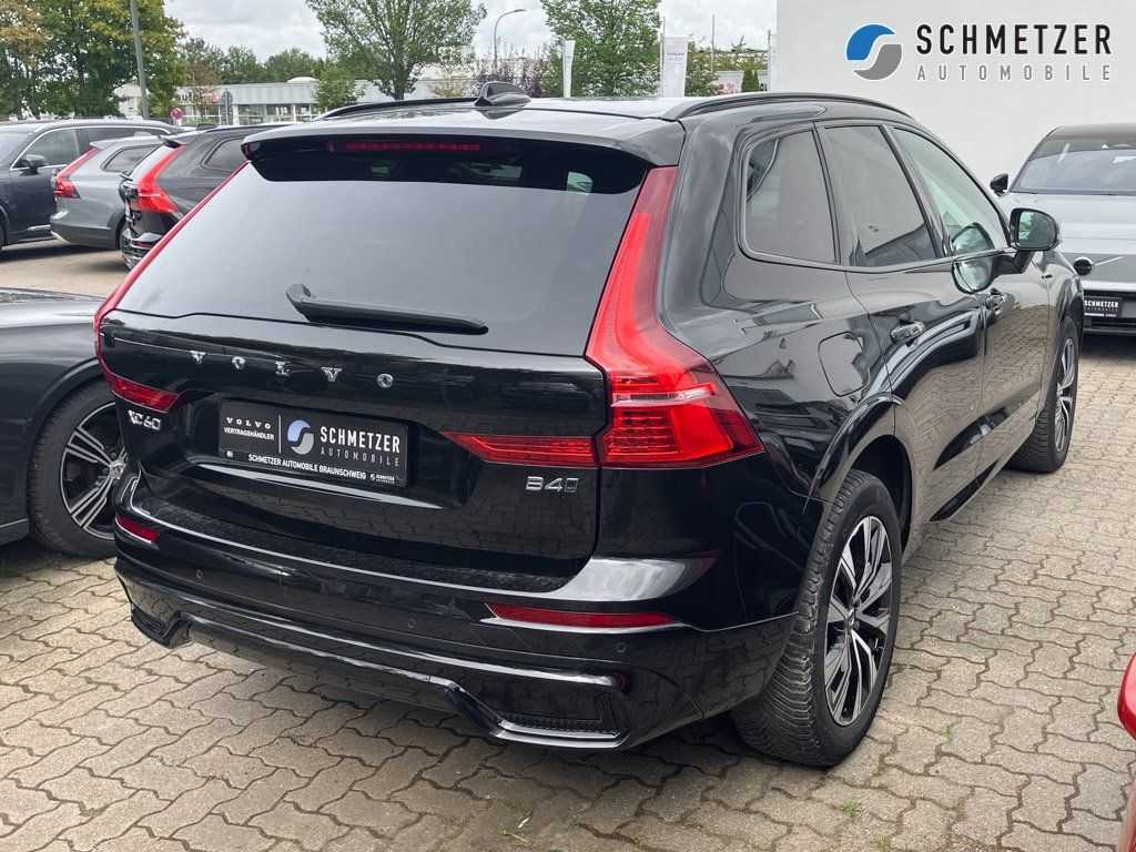 Volvo  +B4+AWD+MILD+HYBRID+DIESEL+Plus Dark+Fronthz