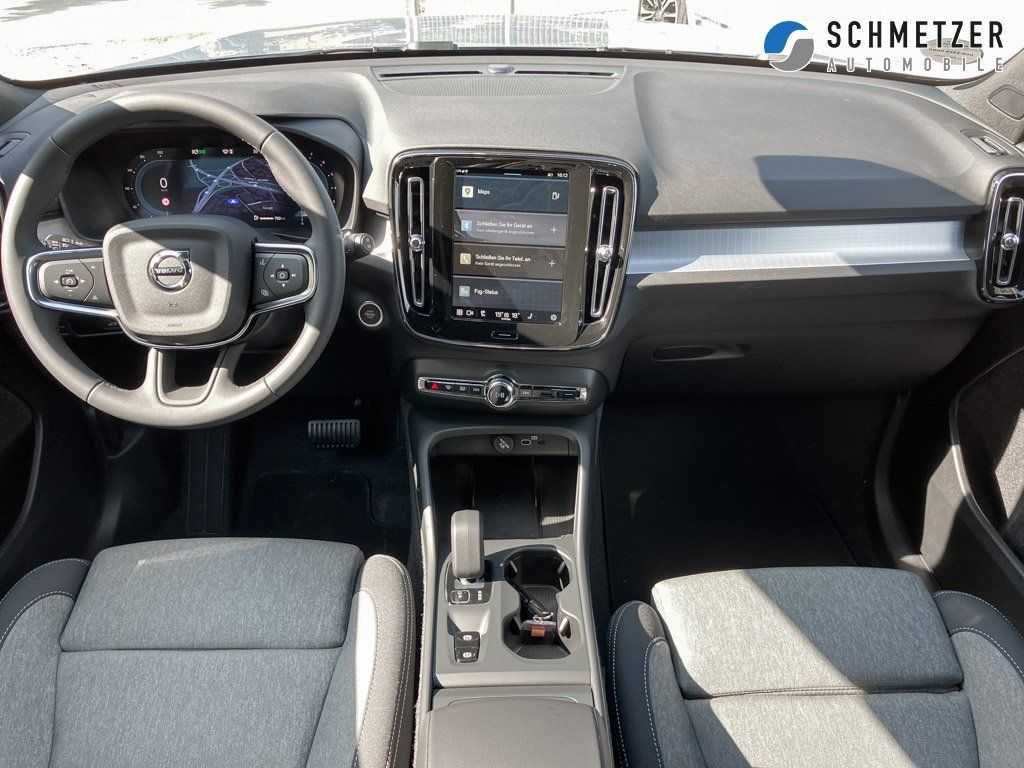 Volvo  +B3+Benzin+Core+360°Kamera+Keyless+DAB+LED++