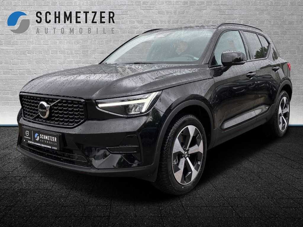 Volvo  +B3+Plus+Dark+E-Sitze+Keyless+HarmanK+19'LM