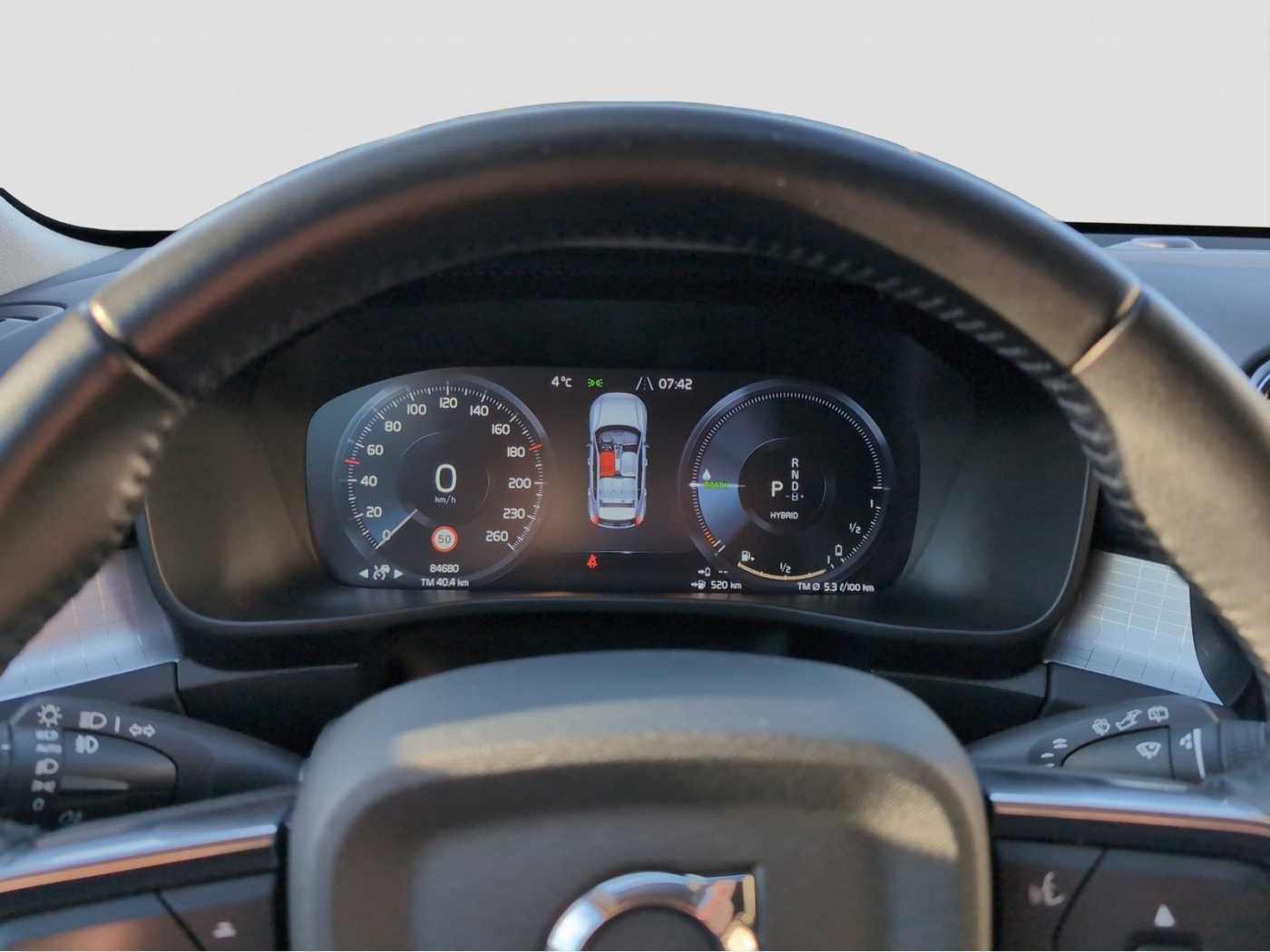 Volvo  +Recharge+R-Design+Expression+GT+PDC V/H+LED