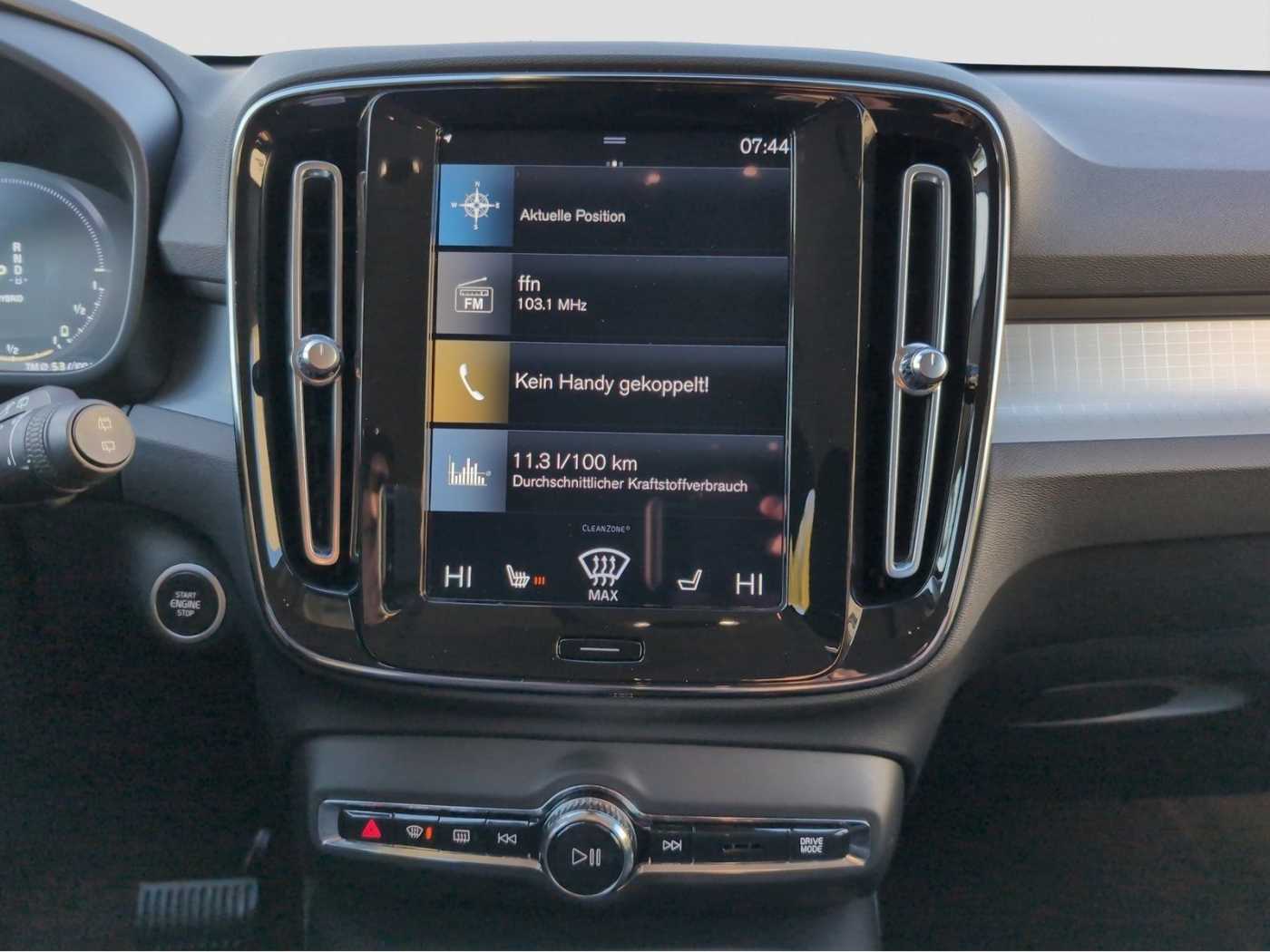 Volvo  +Recharge+R-Design+Expression+GT+PDC V/H+LED