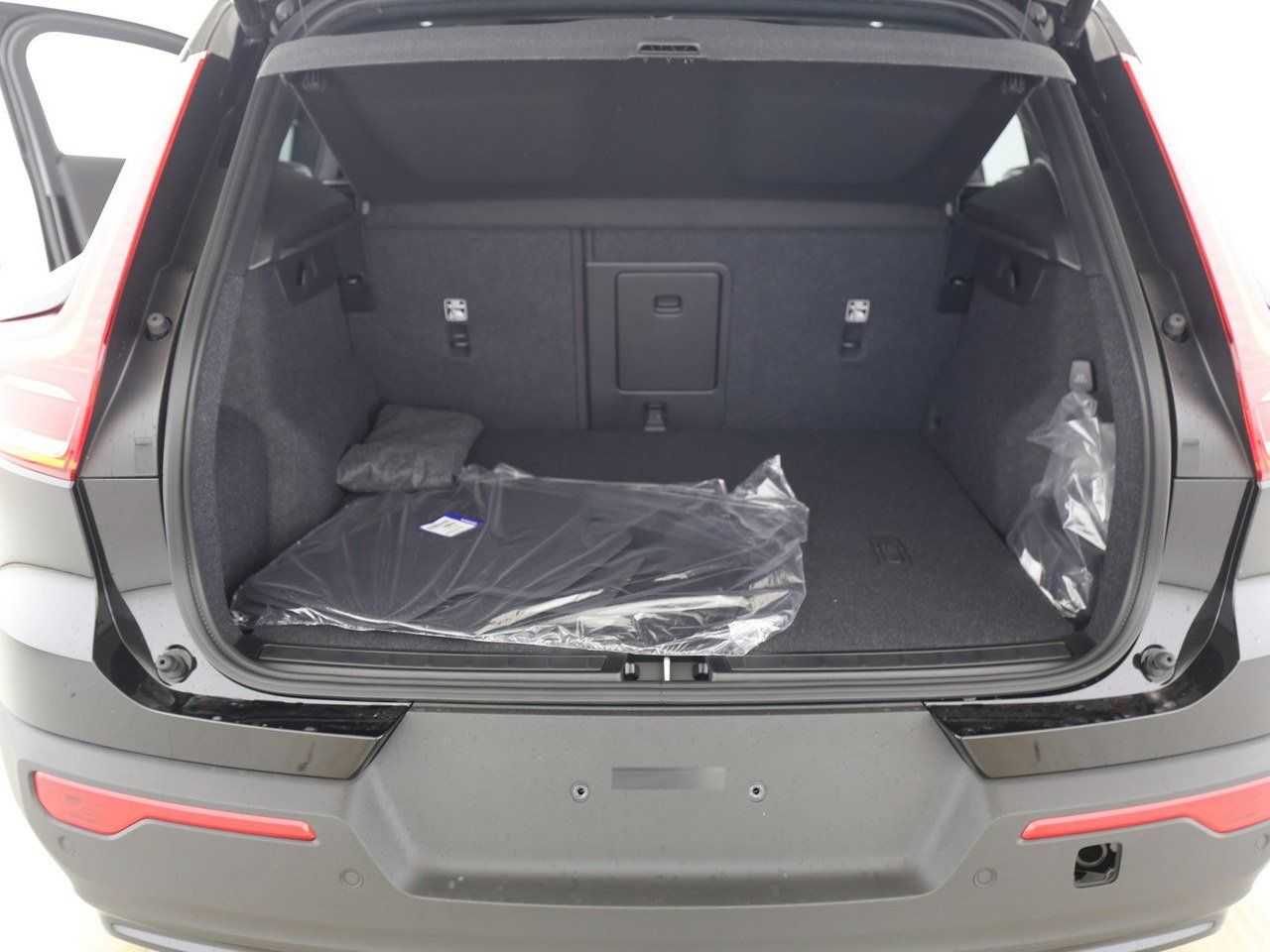 Volvo  +B4+AHKsemi+R-Kam+Panorama+abged. Scheiben+++