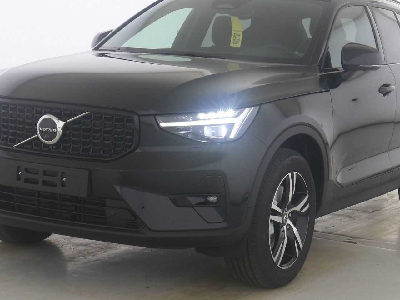 Volvo  +B4+AHKsemi+R-Kam+Panorama+abged. Scheiben+++