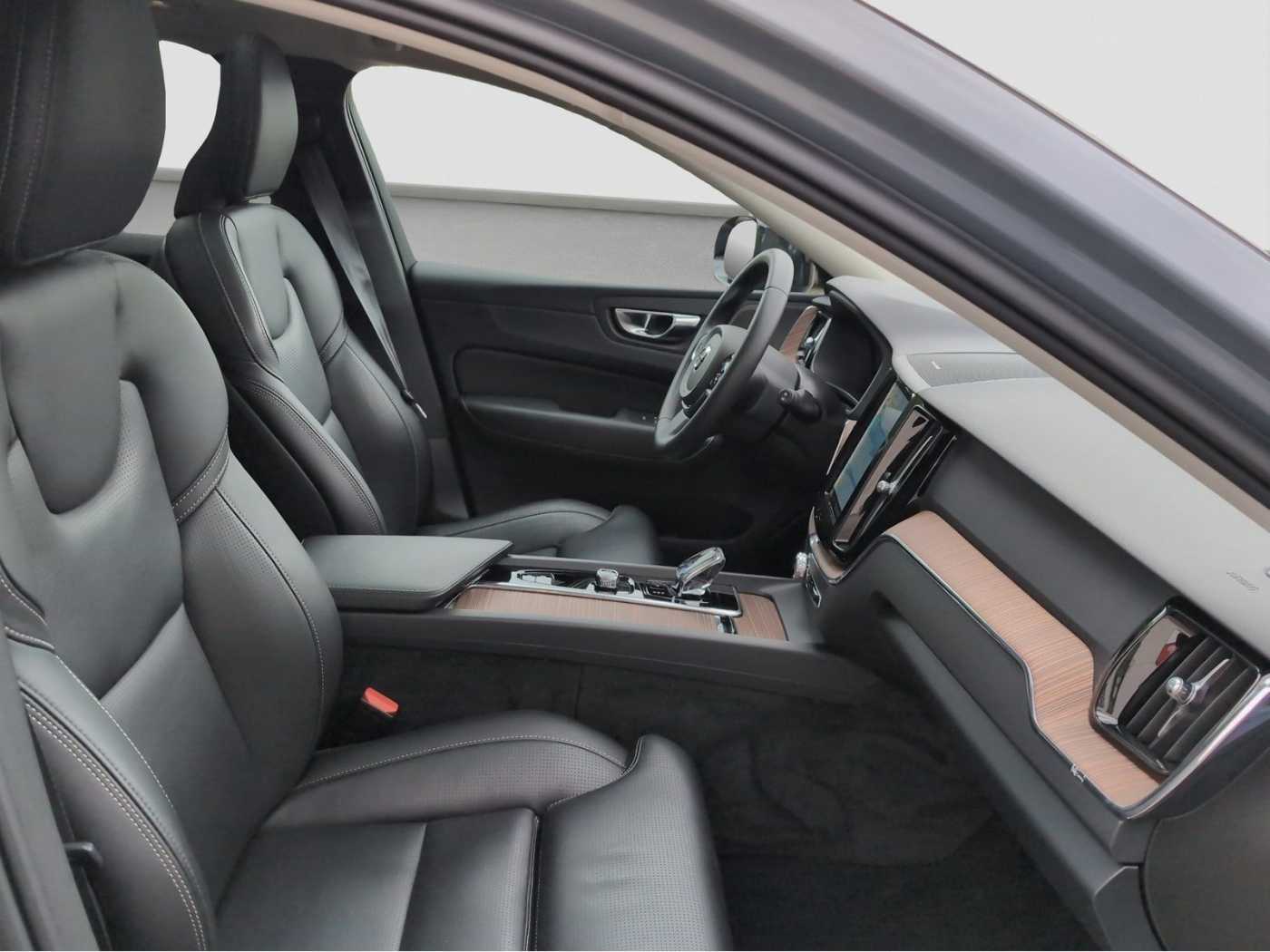 Volvo  +T6+Recharge+AWD+GT+Voll-LED+Harman+AHKsemi+