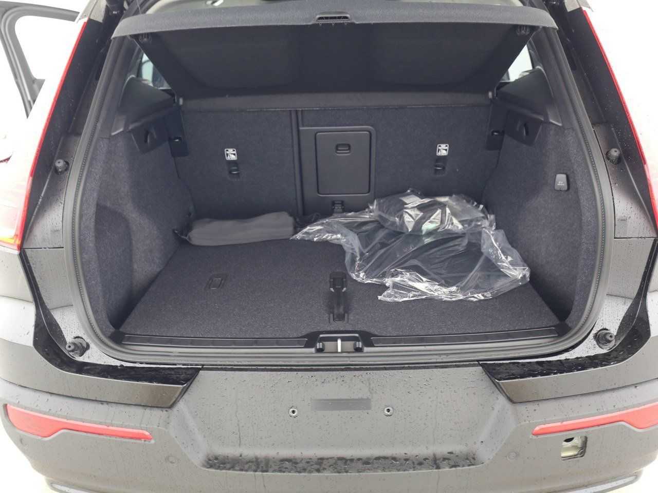 Volvo  +B3+PDC+Sitzhzgv+Frontscheibenhzg+R-Kamera++