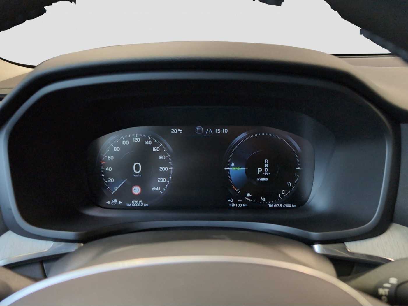 Volvo  +T8+AWD+GT+TwinEngine+Panorama+LED+PilotASS++