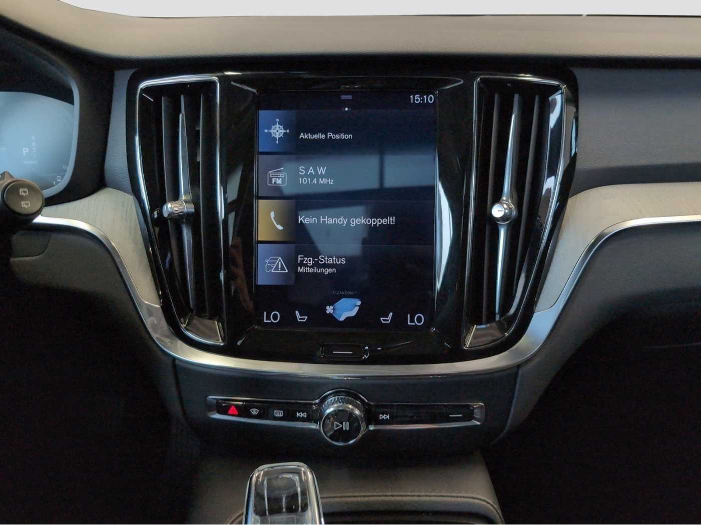 Volvo  +T8+AWD+GT+TwinEngine+Panorama+LED+PilotASS++