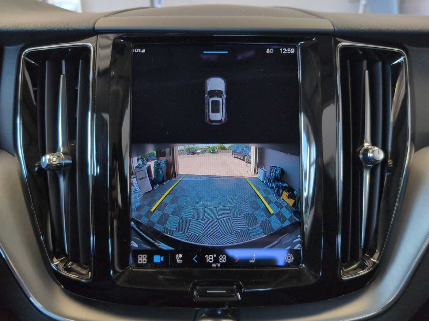Volvo  +B4+Mild-Hybrid+GT+Frontscheibenhzg+Lenkradh